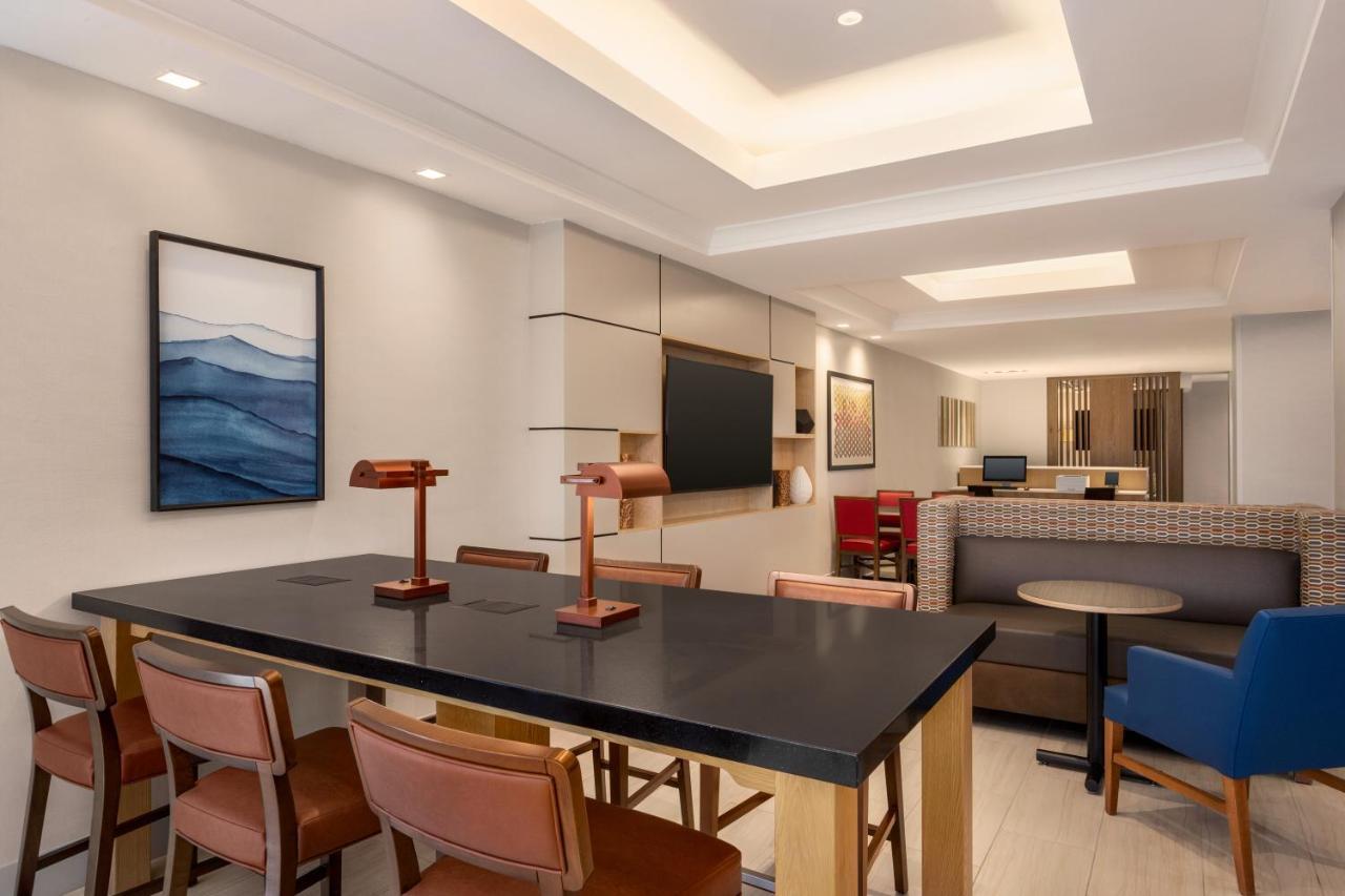 Holiday Inn Express & Suites Denver Airport By Ihg Exteriér fotografie