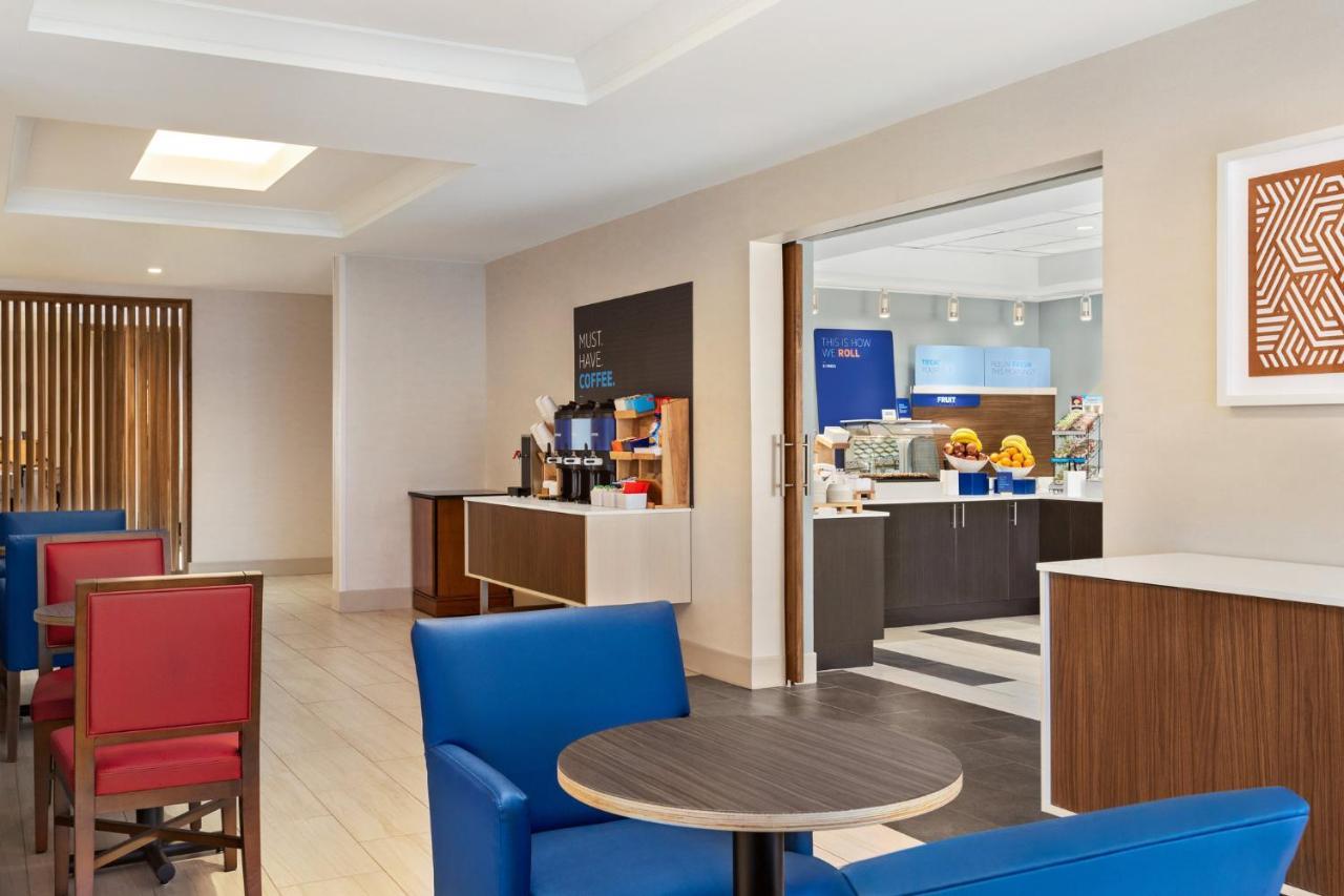 Holiday Inn Express & Suites Denver Airport By Ihg Exteriér fotografie